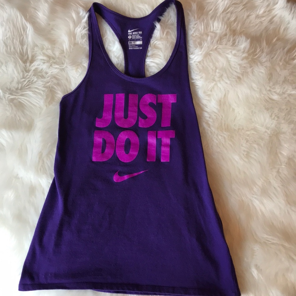 Nike tank
